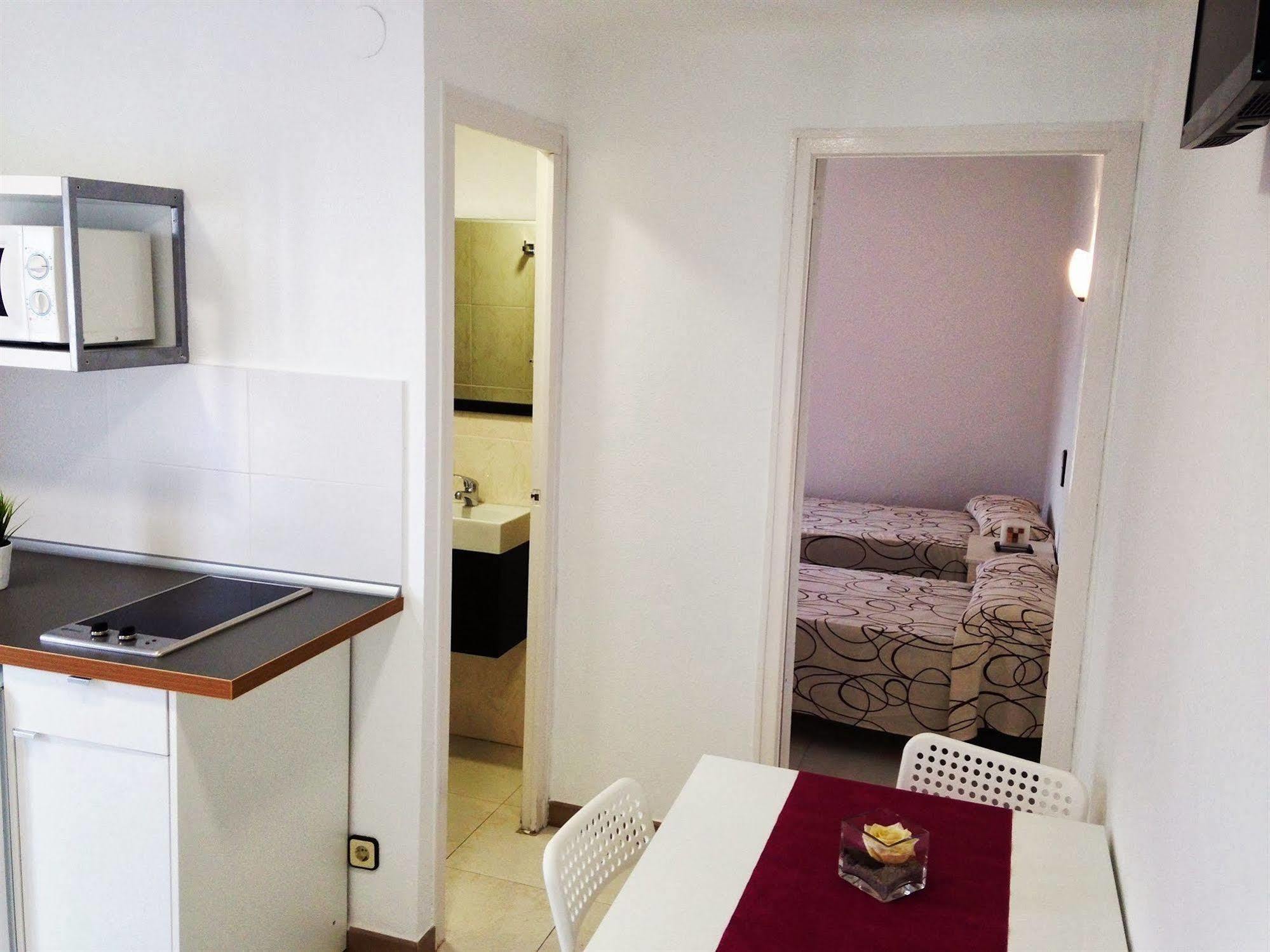 Apartamentos Ar Enjoy Bellavista リョレート・デ・マル エクステリア 写真