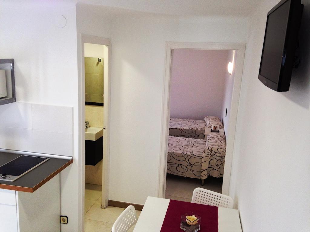 Apartamentos Ar Enjoy Bellavista リョレート・デ・マル エクステリア 写真